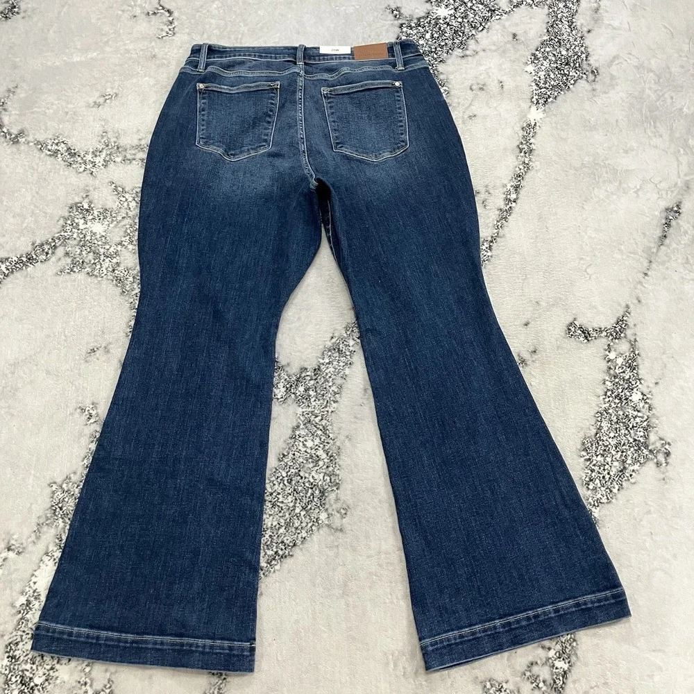 Judy Blue Flare Jeans Womens Plus 20W NWT High Rise Stretch Medium Wash Denim - Picture 7 of 14